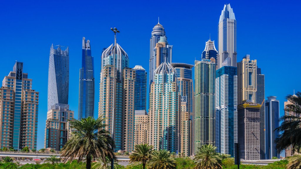 Dubai Real Estate Booms: AED13.5 Billion in Transactions Last Week!